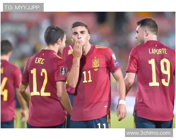 2012年欧洲杯决赛回顾：西班牙队如何实现历史性的连冠壮举